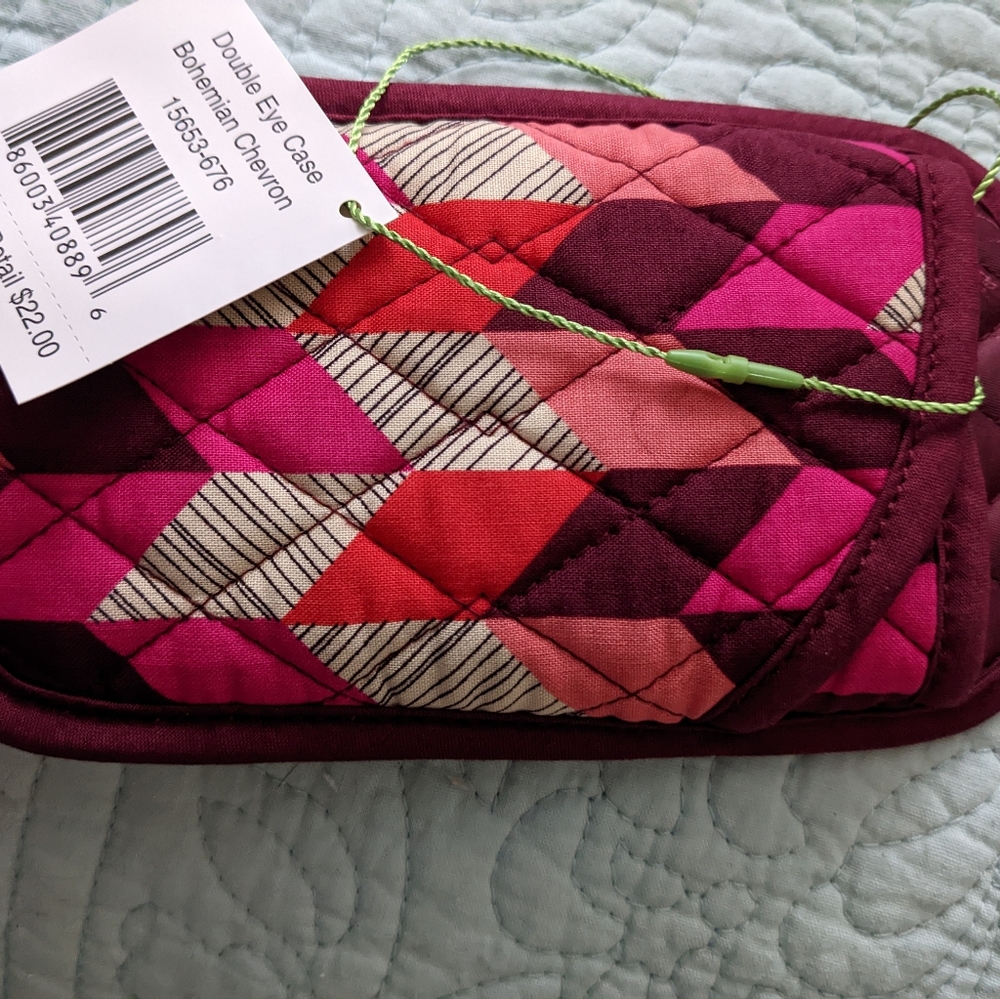 Vera Bradley double eye case Bohemian chevron